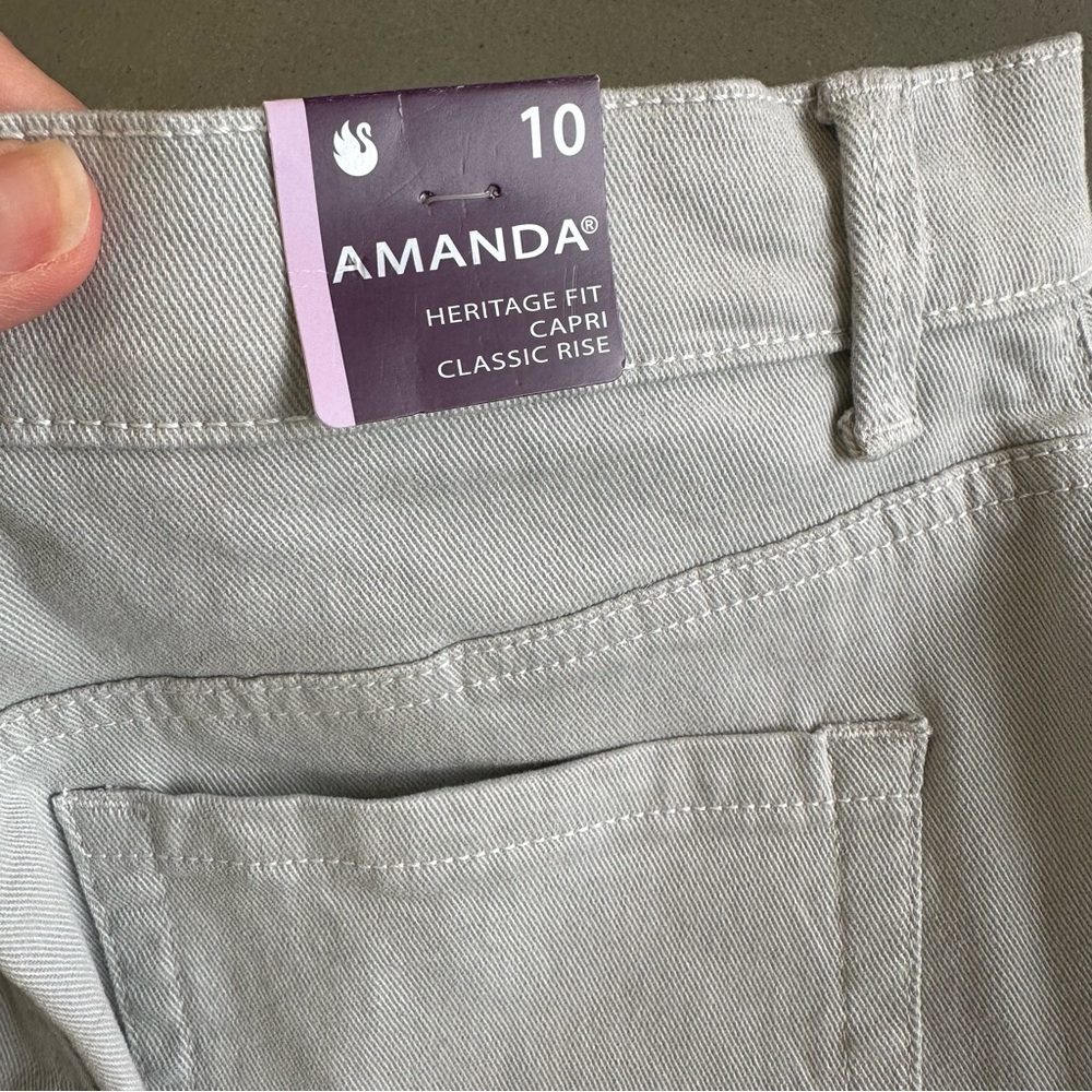 Gloria Vanderbilt Stylish gray denim capri jeans AMANDA heritage fit casual 10 - Picture 6 of 11